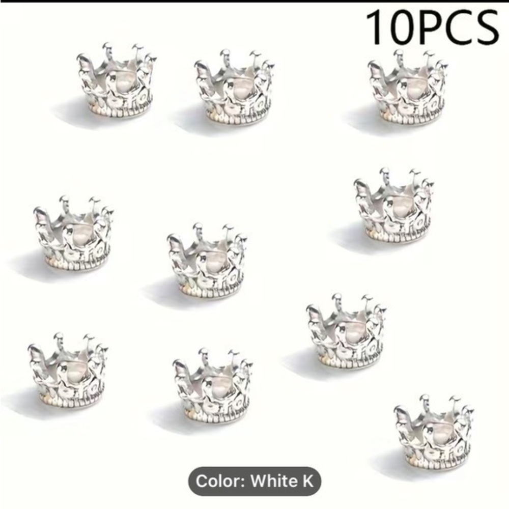 *PROMOTION - ‘Free with any purchase!’ 10Pcs Vintage Princess Crown Spacer Beads